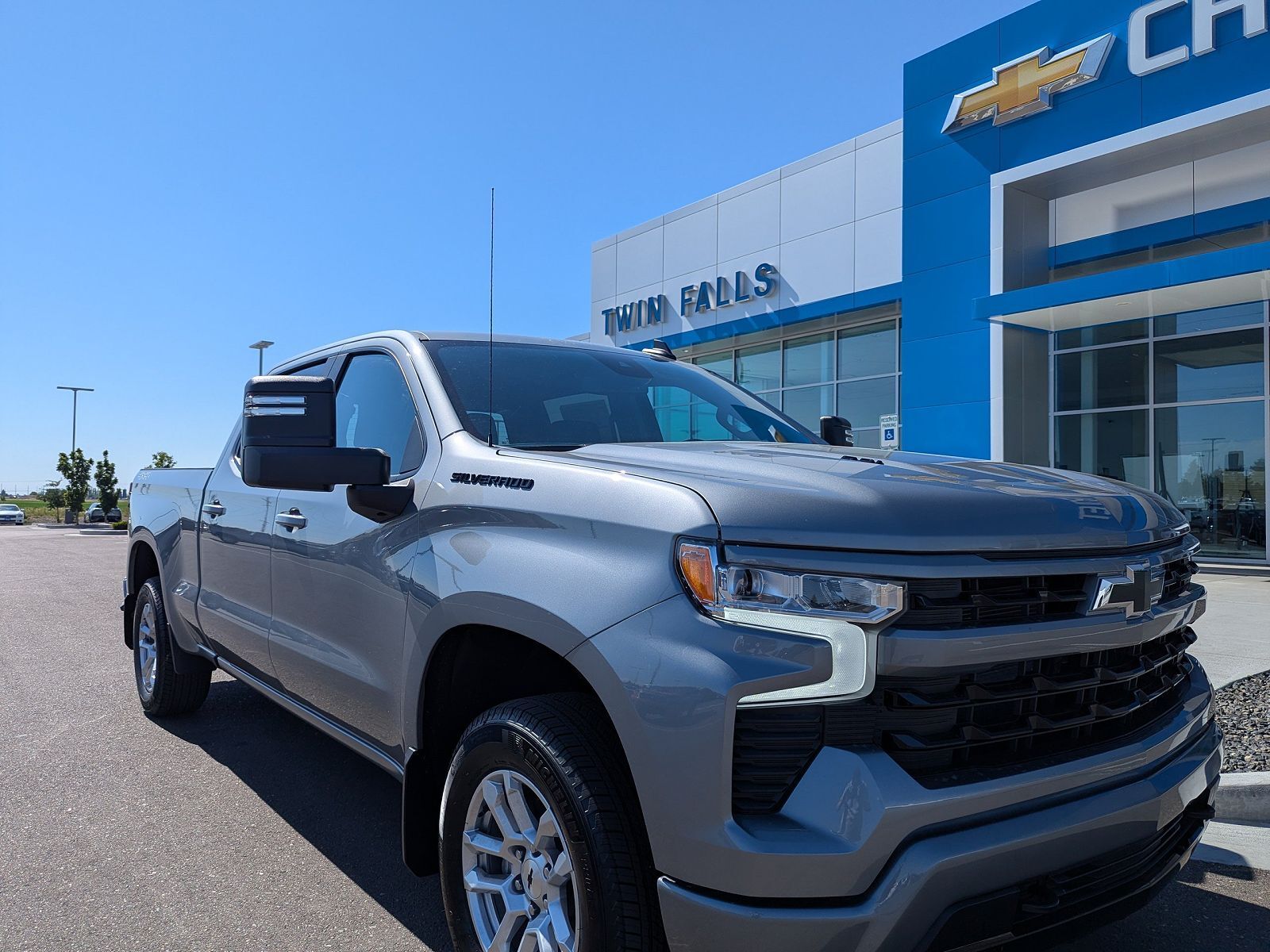 2026 CHEVROLET Silverado