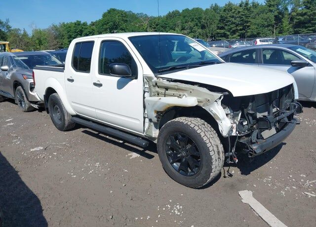 2020 NISSAN Frontier