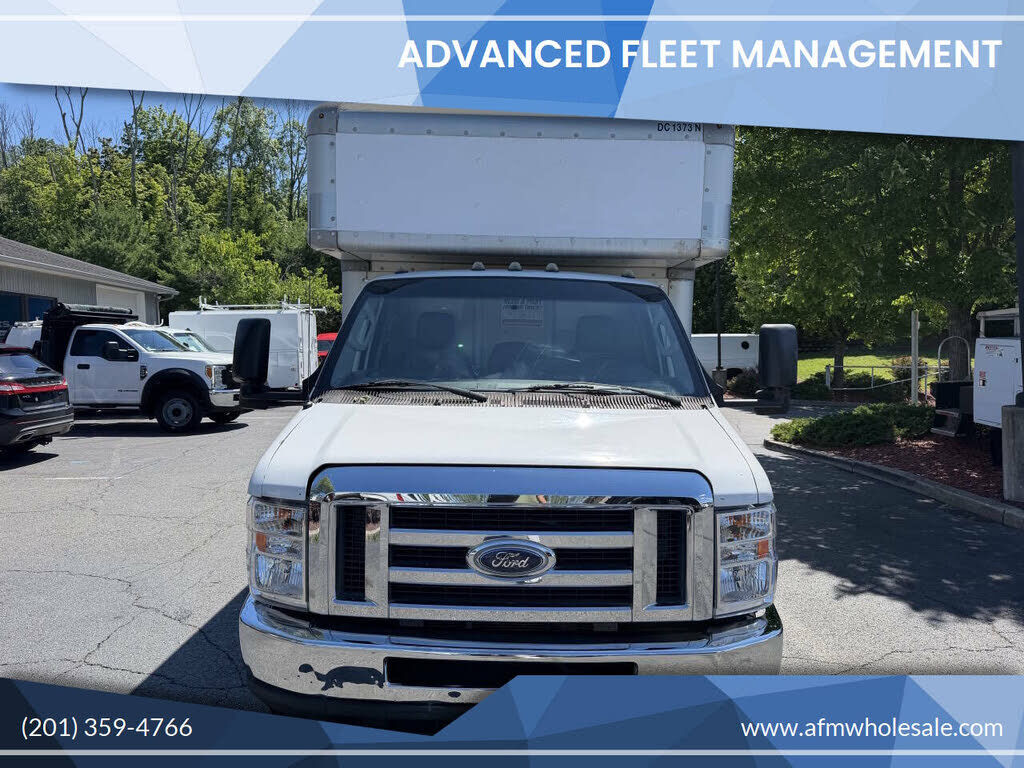 2010 FORD E-450