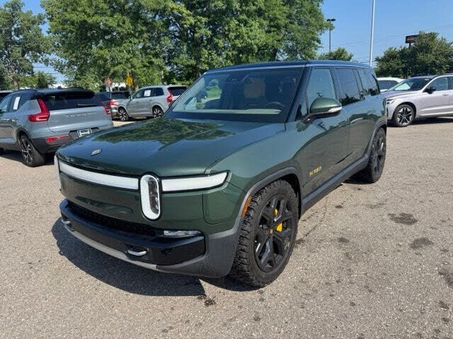 2023 RIVIAN R1S