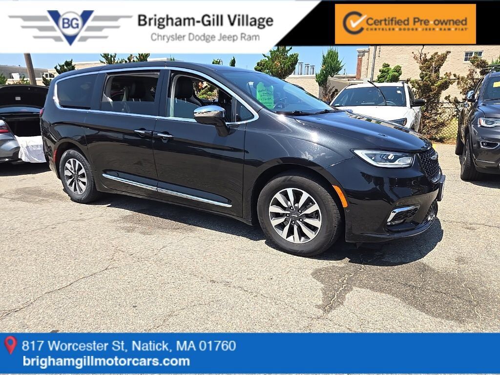 2022 CHRYSLER Pacifica