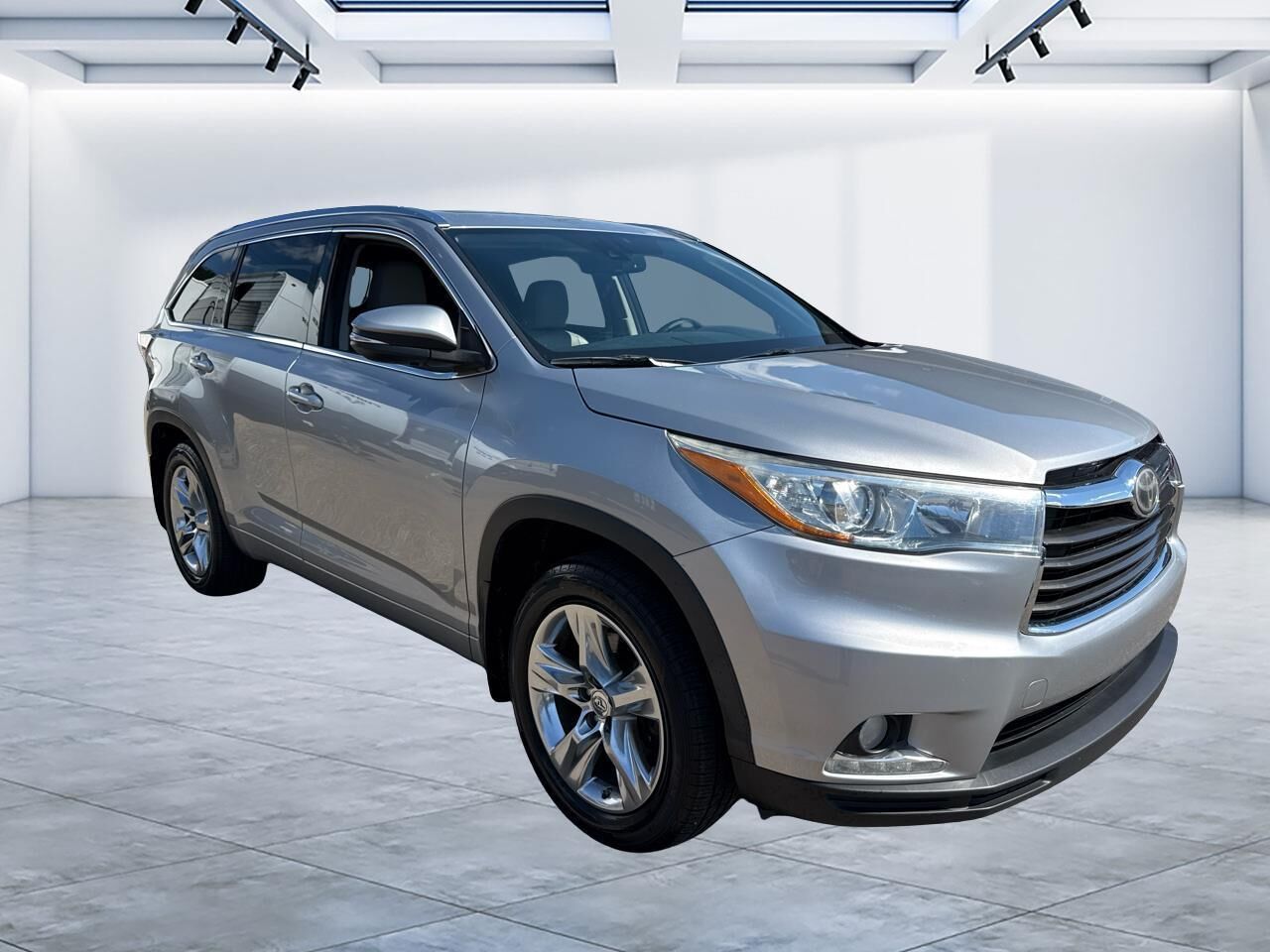 2014 TOYOTA Highlander