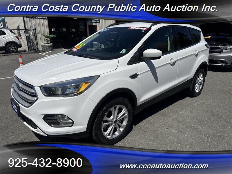 2018 FORD Escape