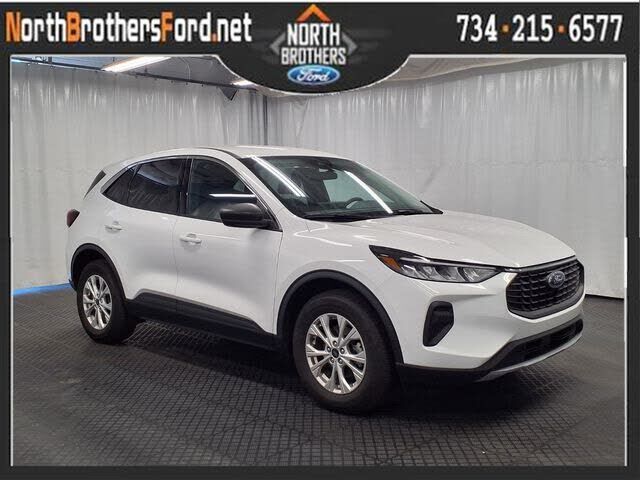 2023 FORD Escape
