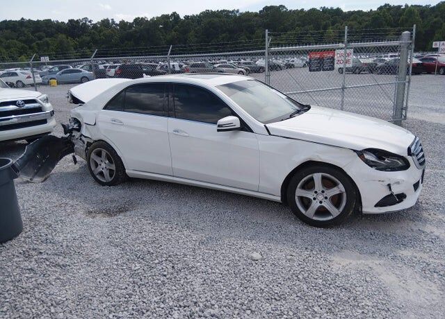 2015 MERCEDES-BENZ E-Class