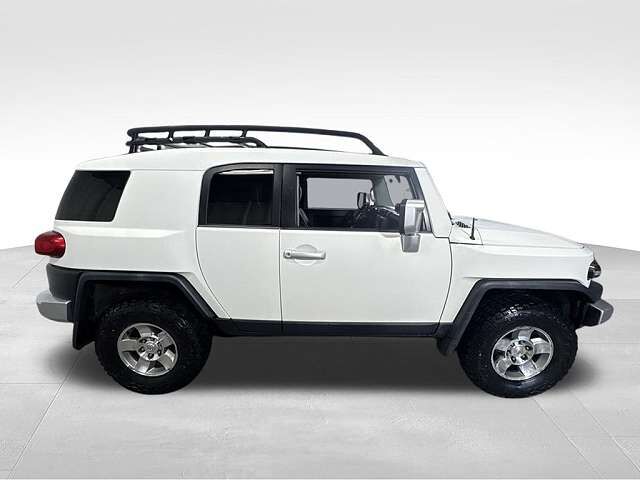 2010 TOYOTA FJ Cruiser