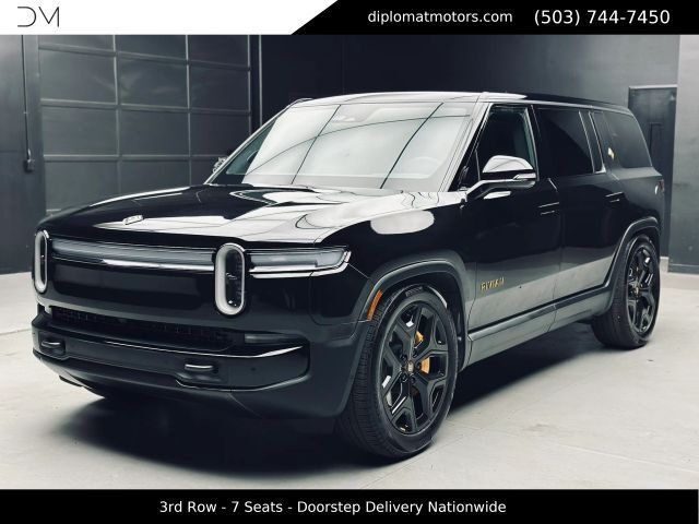 2025 RIVIAN R1S
