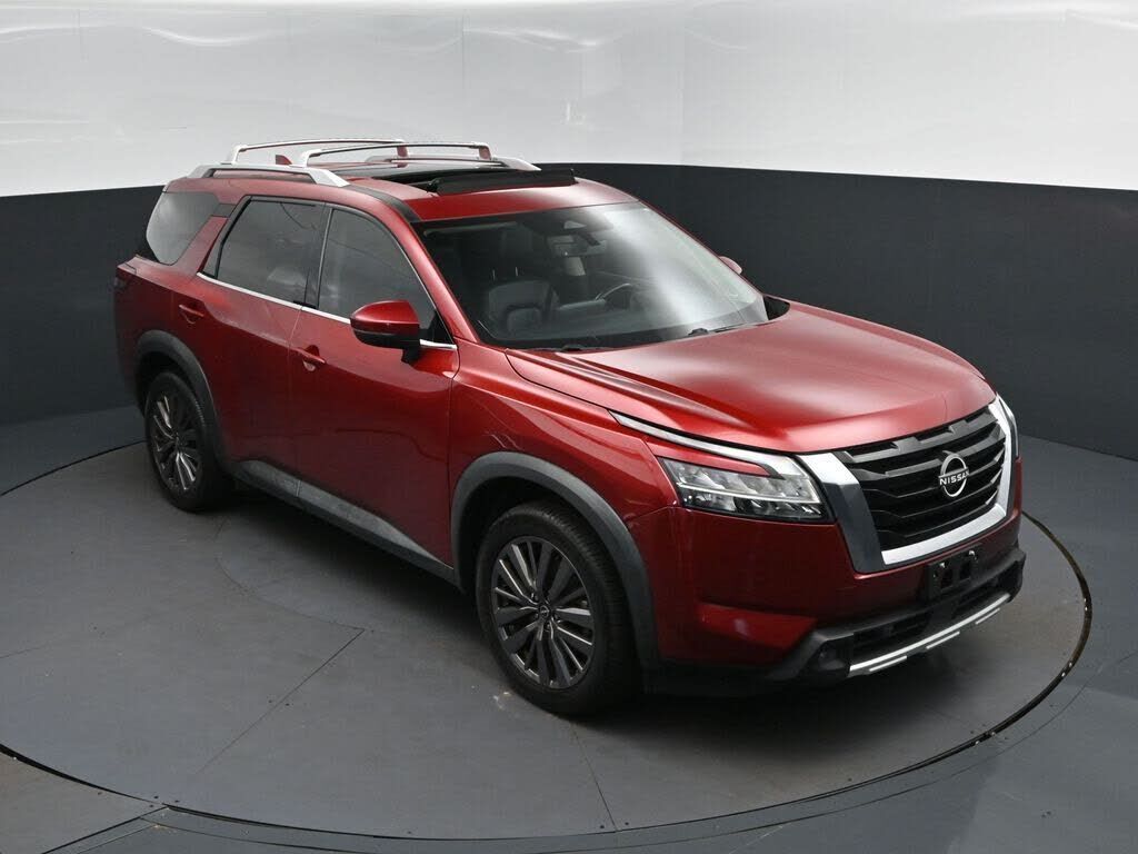 2023 NISSAN Pathfinder