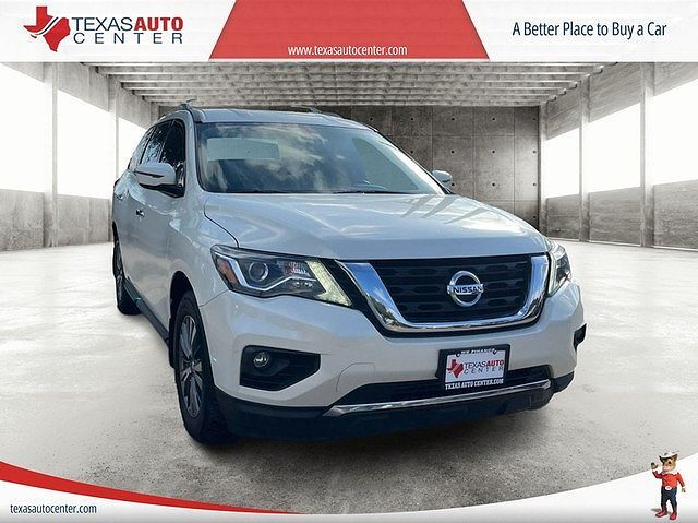 2018 NISSAN Pathfinder