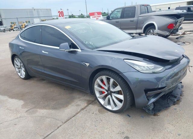 2019 TESLA Model 3