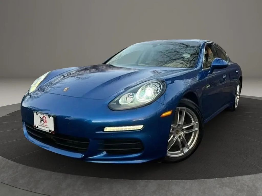 2016 PORSCHE Panamera
