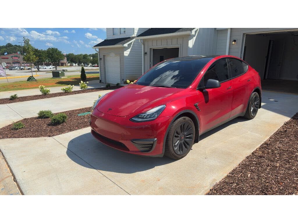 2022 TESLA Model Y