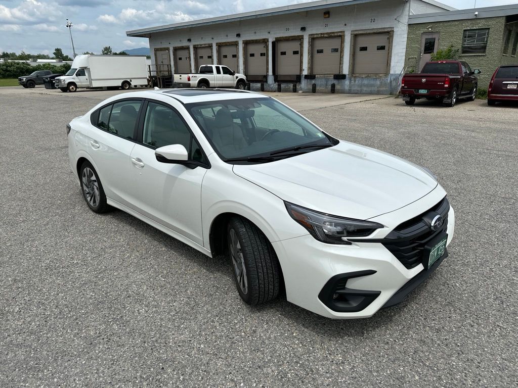 2024 SUBARU Legacy