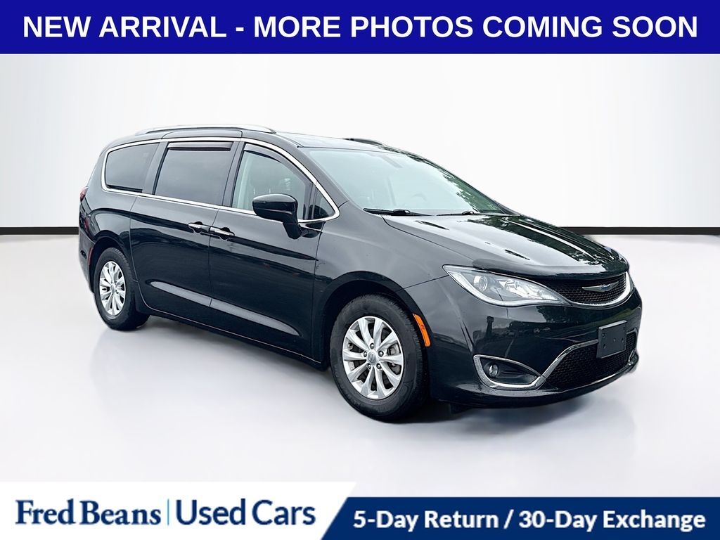 2019 CHRYSLER Pacifica