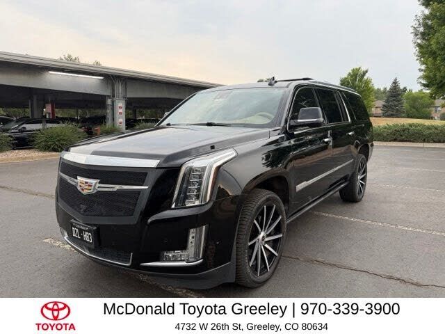 2019 CADILLAC Escalade ESV