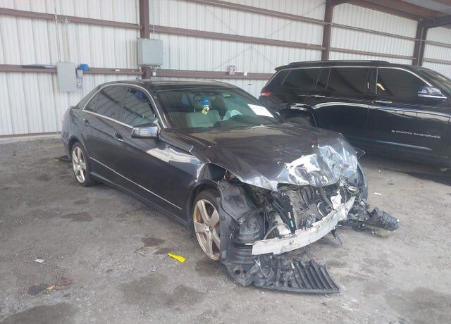 2011 MERCEDES-BENZ E-Class