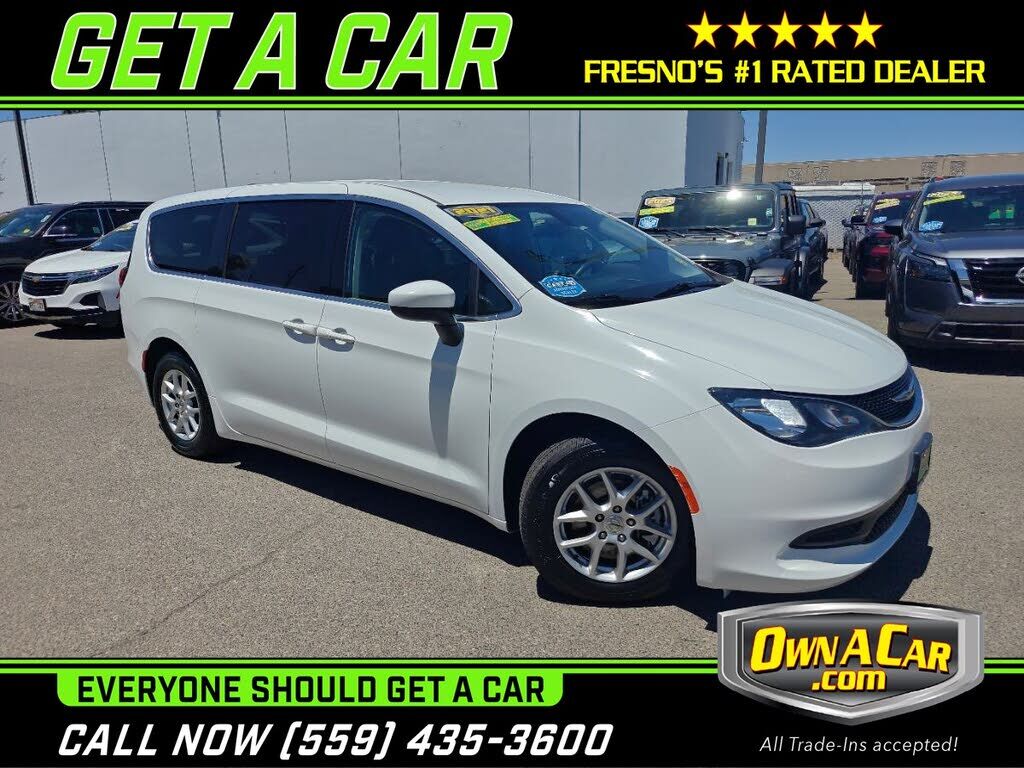 2021 CHRYSLER Voyager