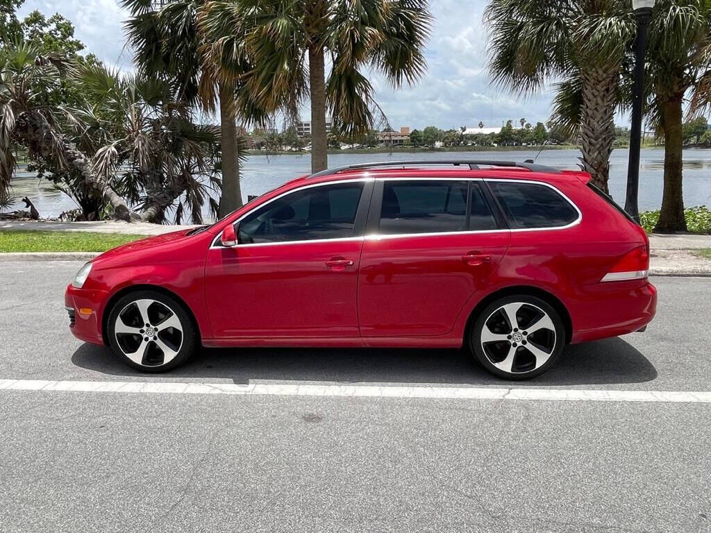 2009 VOLKSWAGEN Jetta Wagon