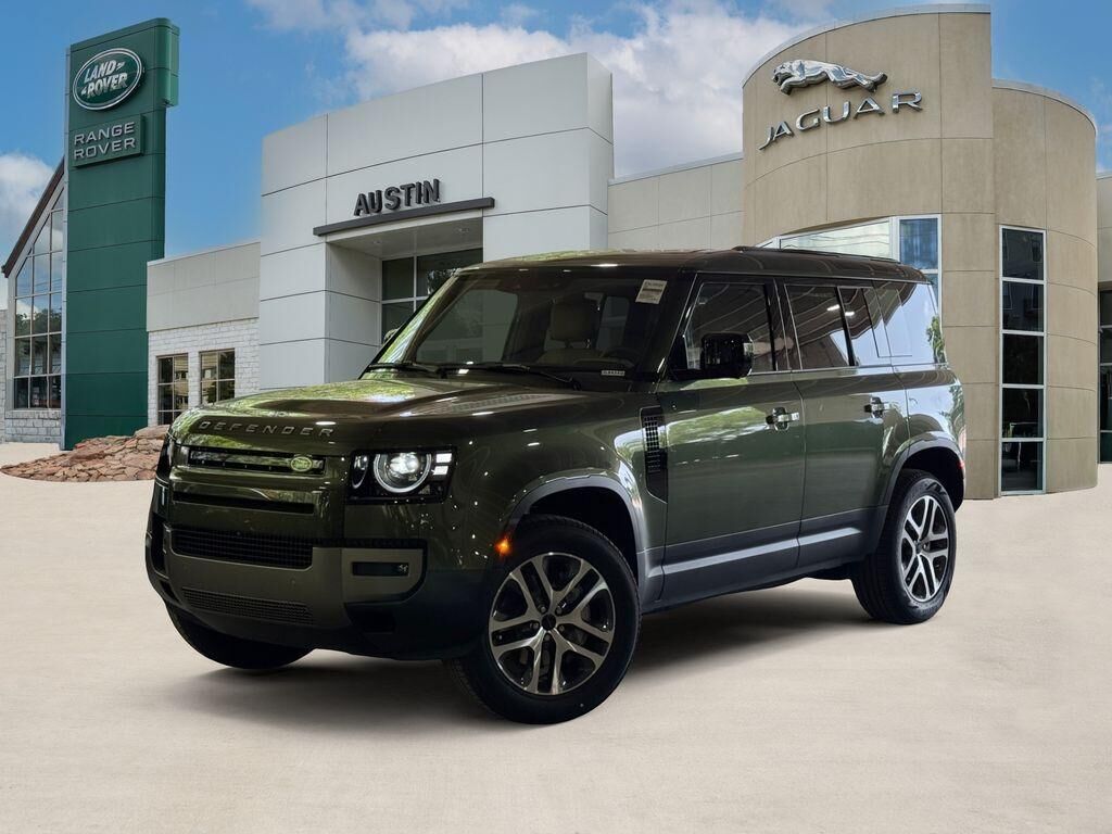 2026 LAND ROVER Defender