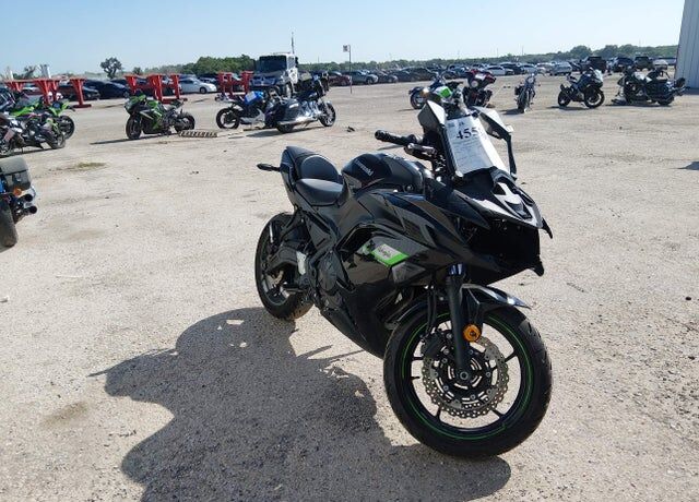 2025 KAWASAKI Ninja