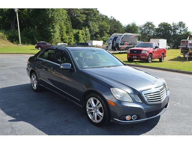 2010 MERCEDES-BENZ E-Class