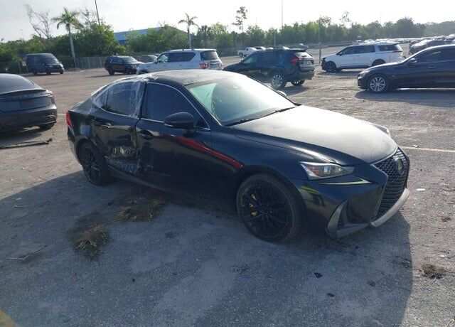 2017 LEXUS IS