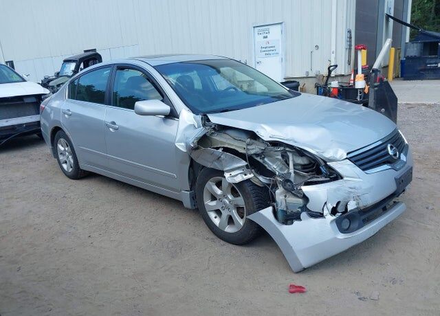 2009 NISSAN Altima