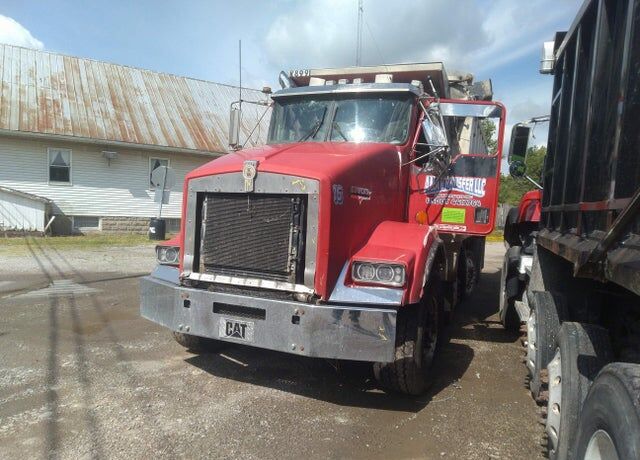 1997 KENWORTH T800