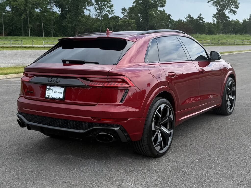 2024 Audi RS Q8