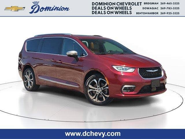 2023 CHRYSLER Pacifica