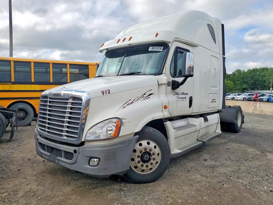 2014 FREIGHTLINER Cascadia