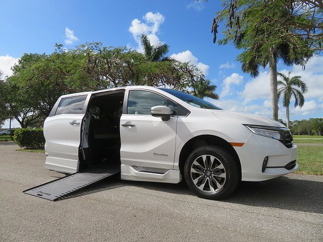 2024 HONDA Odyssey