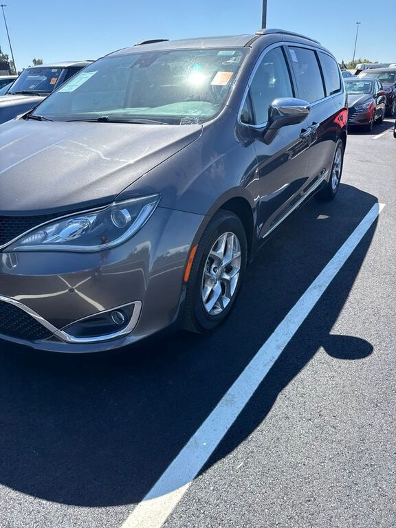 2017 CHRYSLER Pacifica