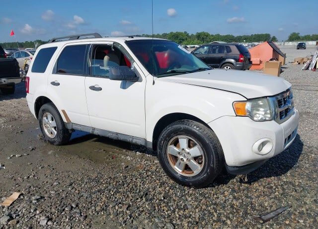 2011 FORD Escape
