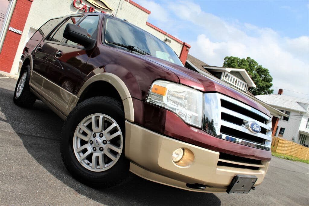 2011 FORD Expedition