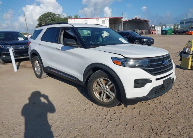 2021 FORD Explorer