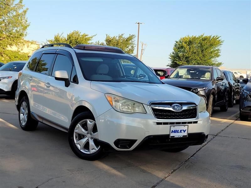 2014 SUBARU Forester