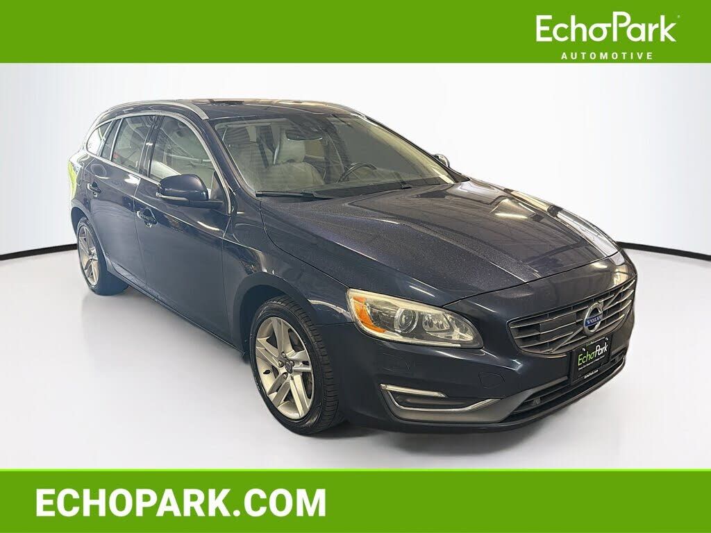 2015 VOLVO V60