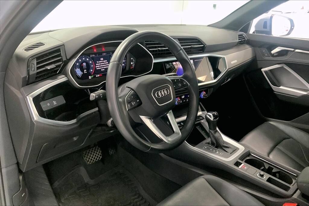 2023 Audi Q3