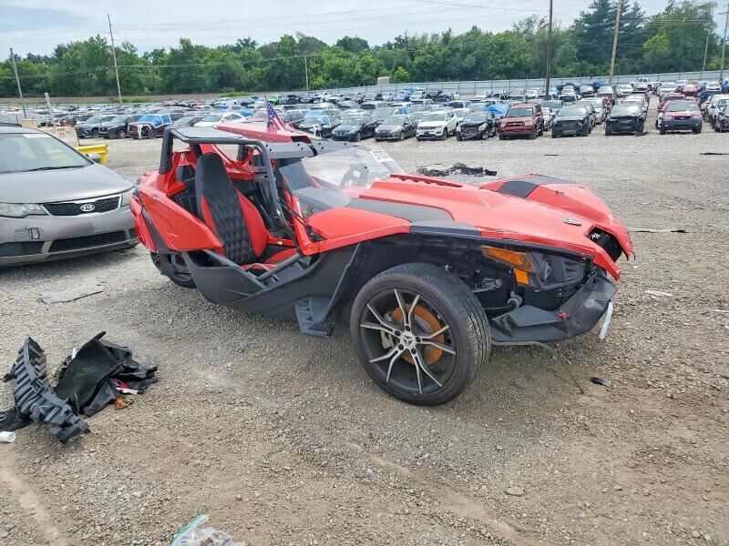 2015 SLINGSHOT Slingshot SL