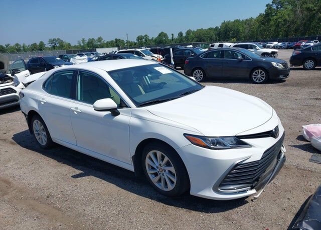 2022 TOYOTA Camry