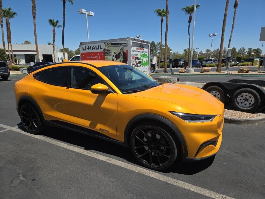 2022 FORD Mach-E