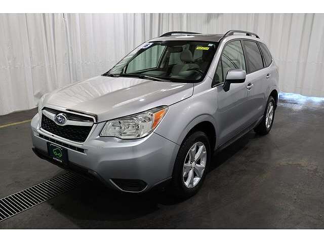 2016 SUBARU Forester