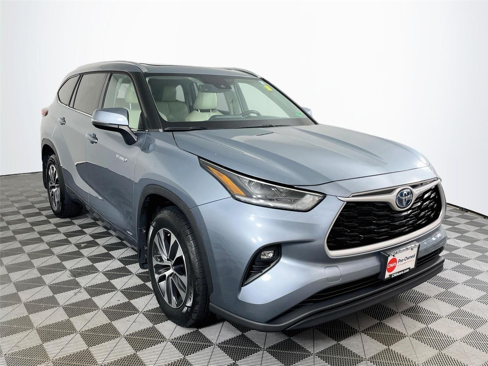 2021 TOYOTA Highlander