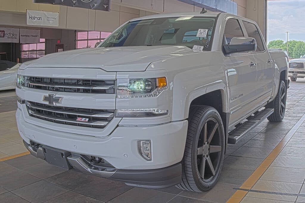 2017 CHEVROLET Silverado