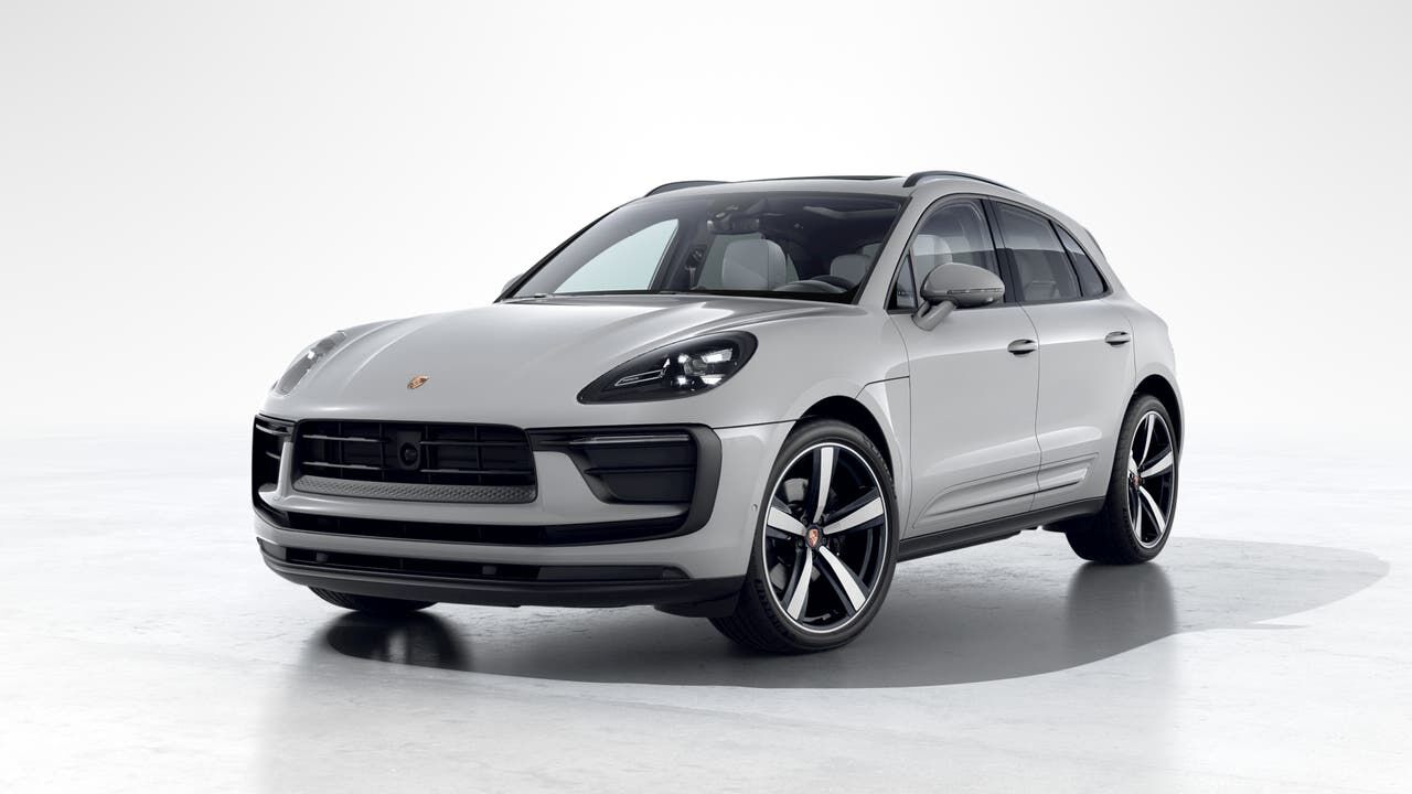 2026 PORSCHE Macan
