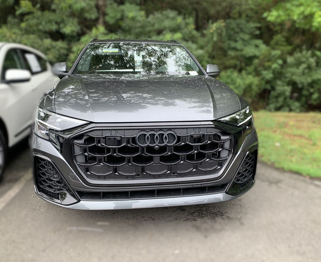 2026 Audi Q8