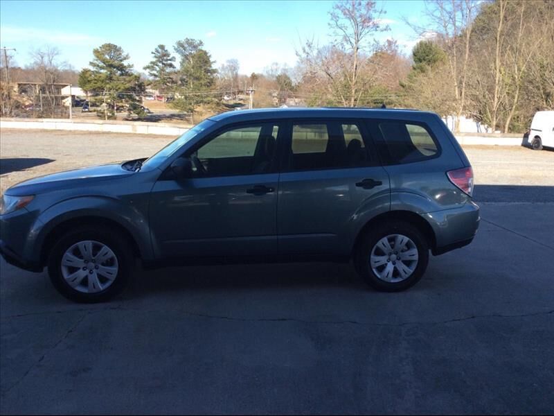 2010 SUBARU Forester