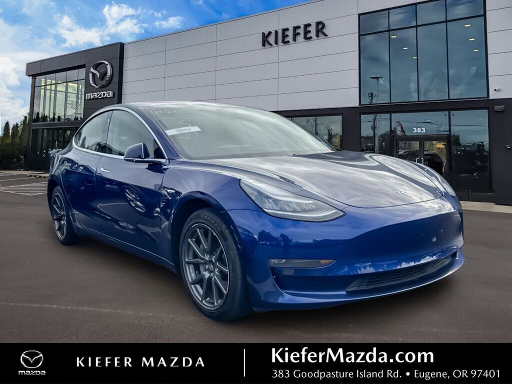 2018 TESLA Model 3