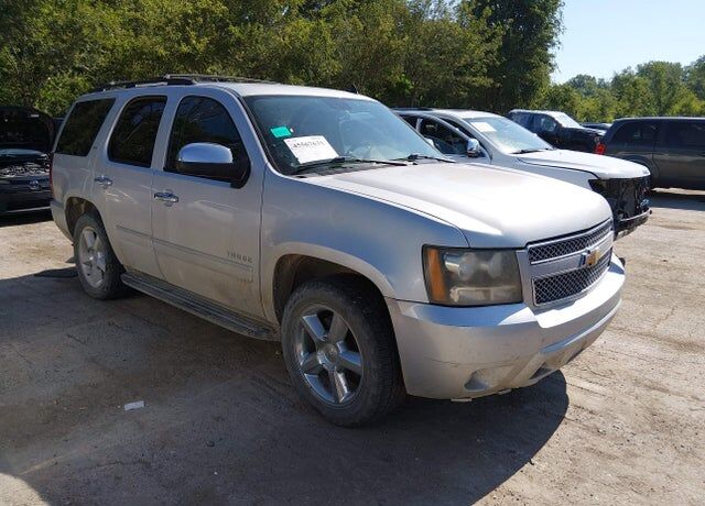2011 CHEVROLET Tahoe